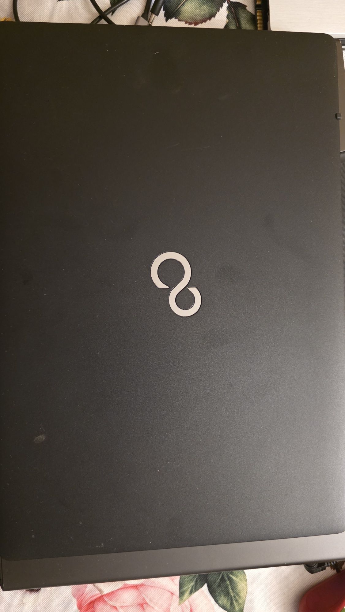 Laptop Fujitsu Lifebook A556 i5 6200U CPU 2.30-2.40 GHz 16GB RAM, 256G