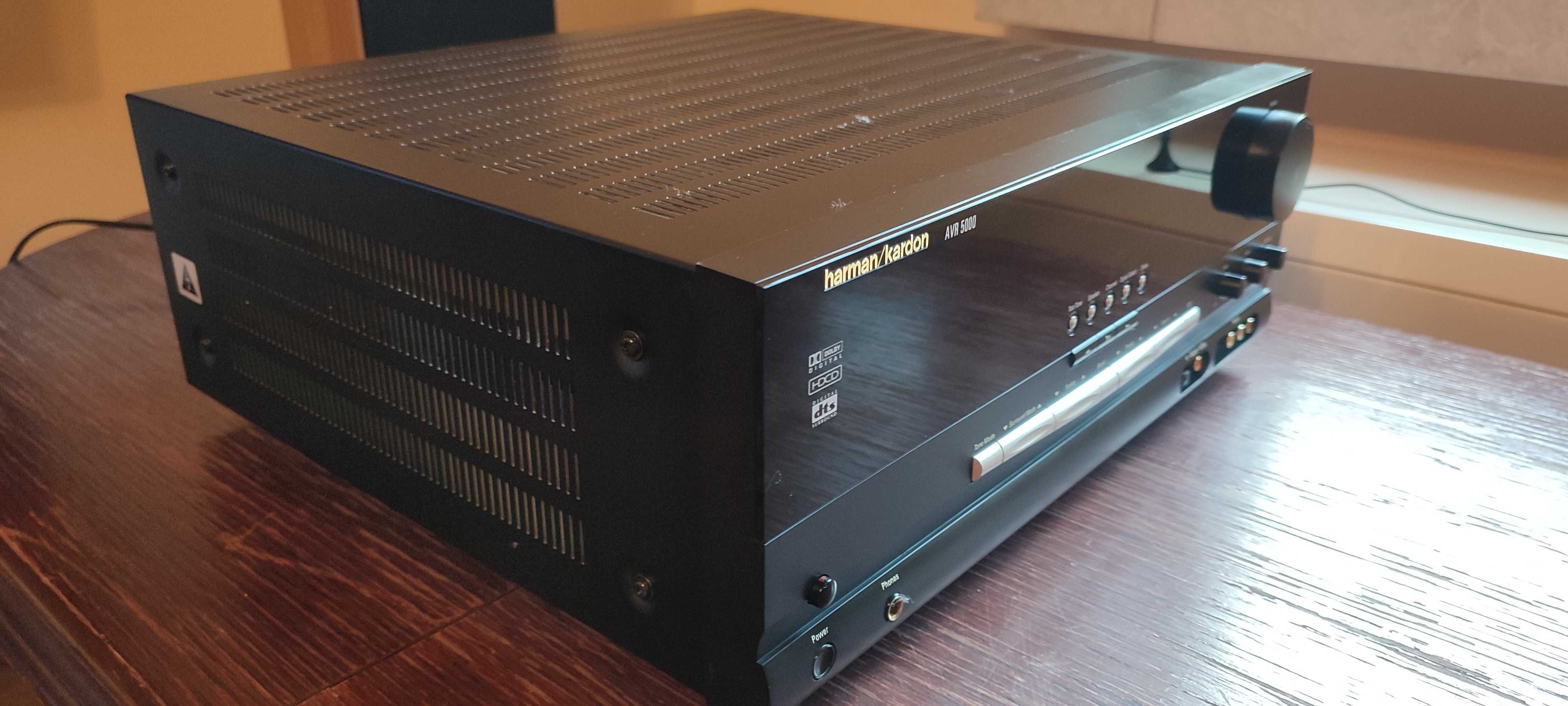 Amplituner Harman Kardon AVR 5000. W pełni sprawny. Brak pilota