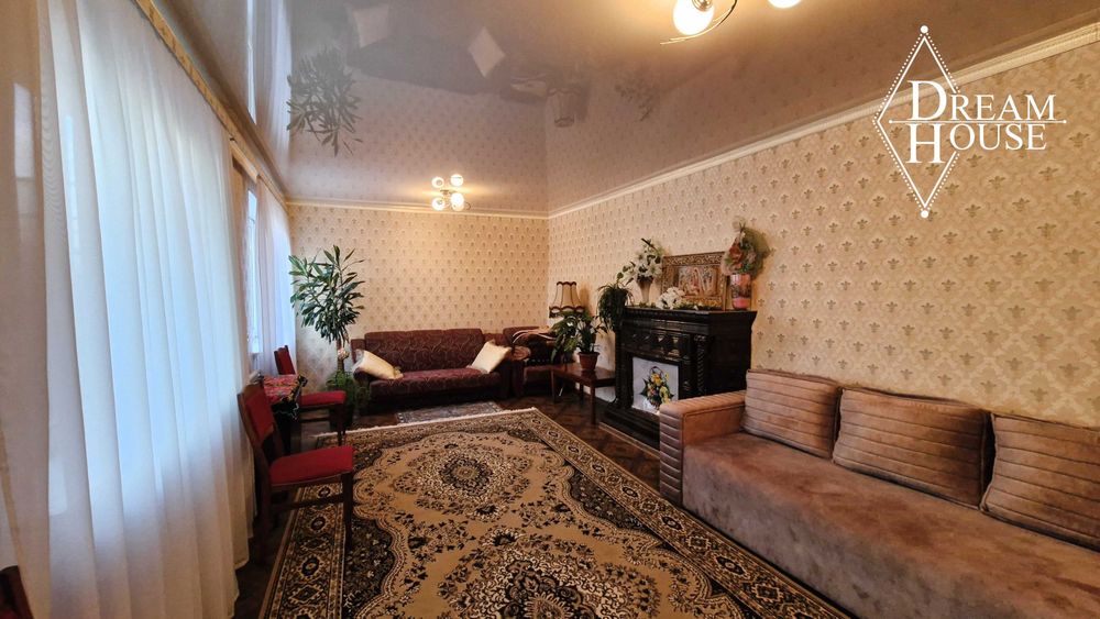 Продам частину будинку у м.Володимир, по вул.Озерна