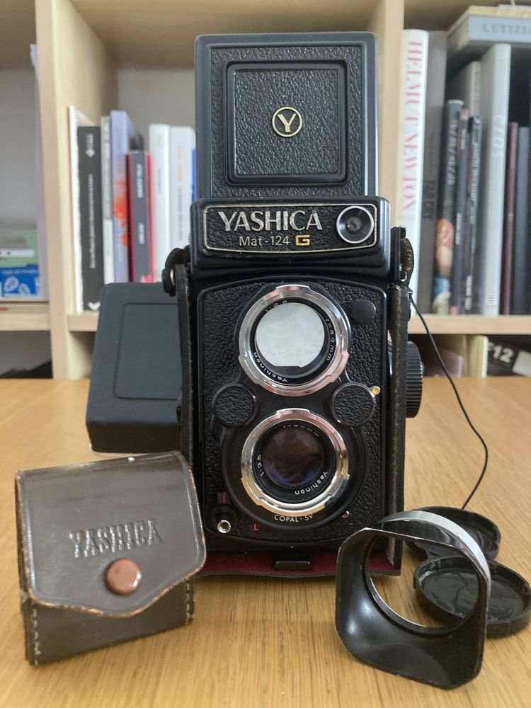 Yashica Mat-124G 6x6