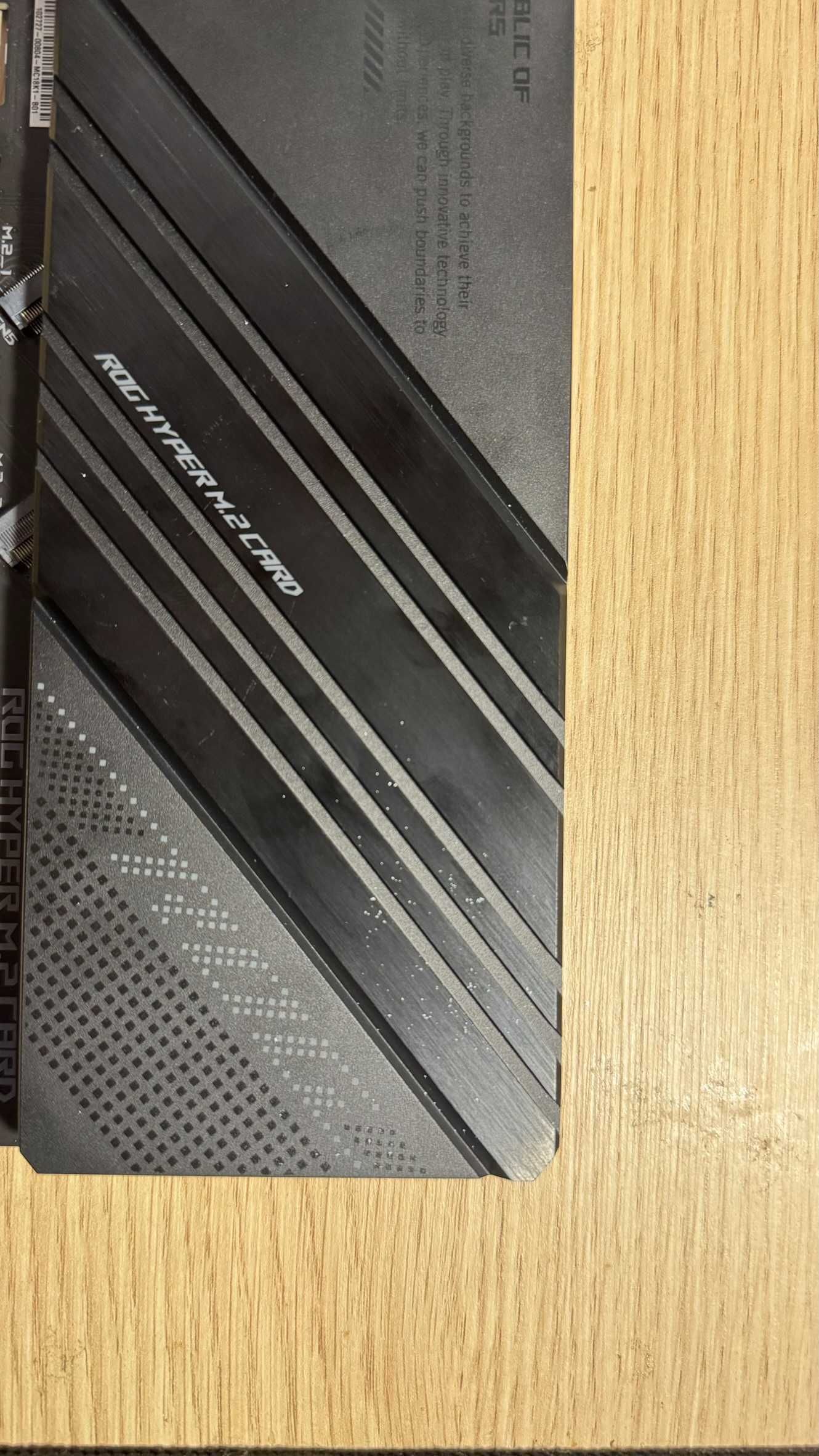 ASUS ROG HYPER M.2 card – Adapter PCIe M.2 NVMe