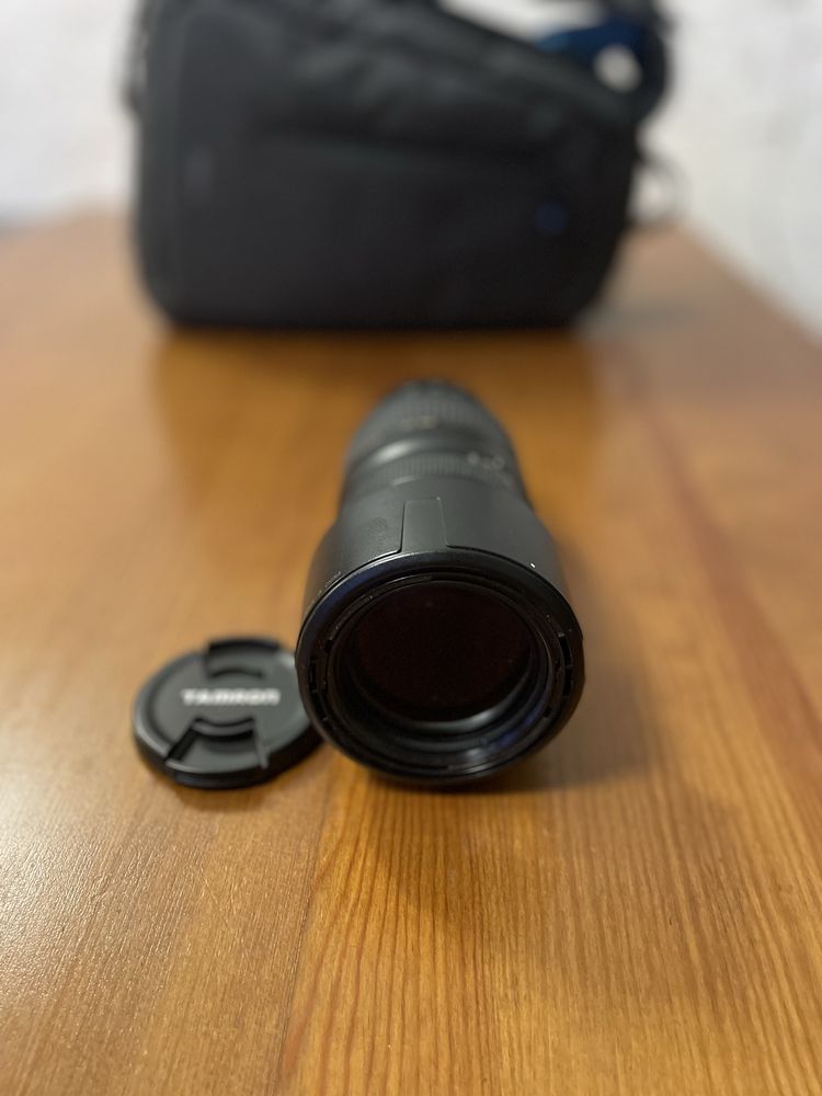 Objetiva Tamron AF 70-300mm, f4-5,6, Tele-macro(1:2)