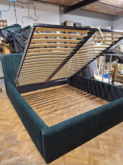 Łóżko tapicerowane 160x200