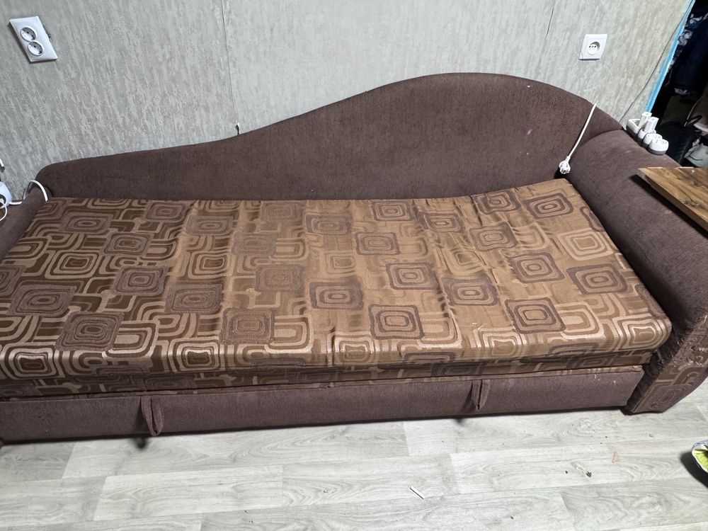 Диван розкладний у місті Києві!