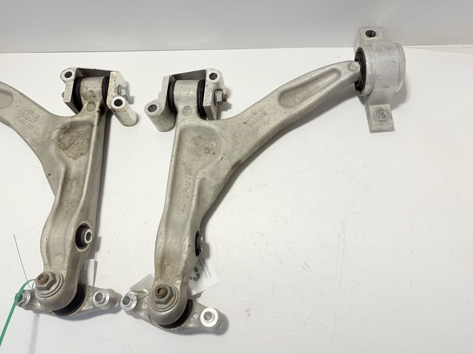 Volvo S60 3 III V60 2 II wahacz dolny lewy prawy 18-25