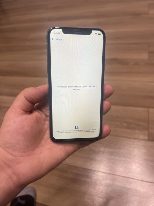 iPhone XS 64g Gold на айклауді
