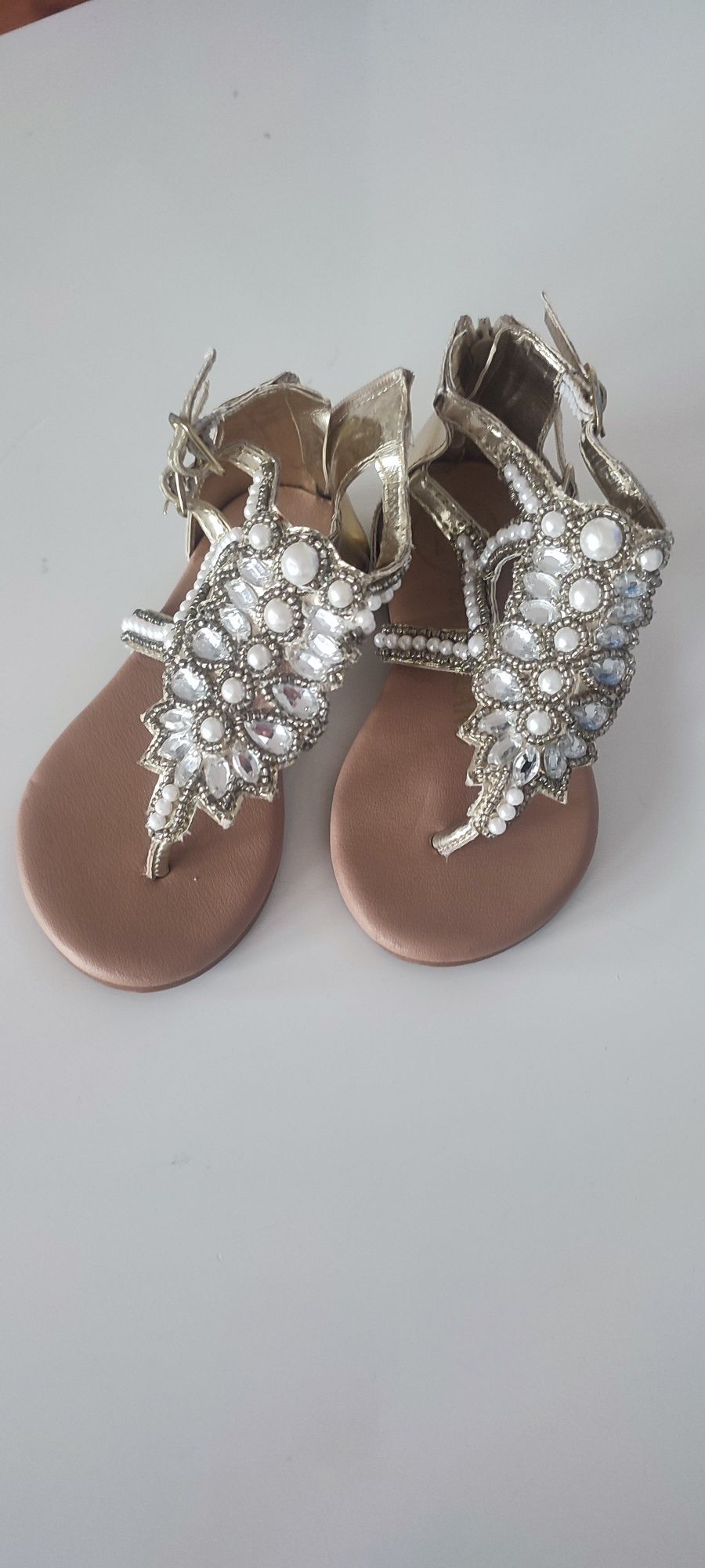 Sandałki dla dziewczynki kryształki piękne zlote 20