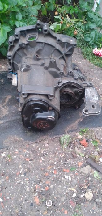 продам  коробка бу