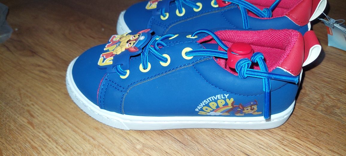Nowe buty trampki, adidasy z bajki Psi Patrol,  rozmiar 28 Chase