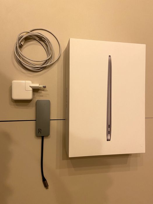 MacBook Air M1 2020 • 8GB RAM • 256GB SSD • Komplet + HUB USB-C