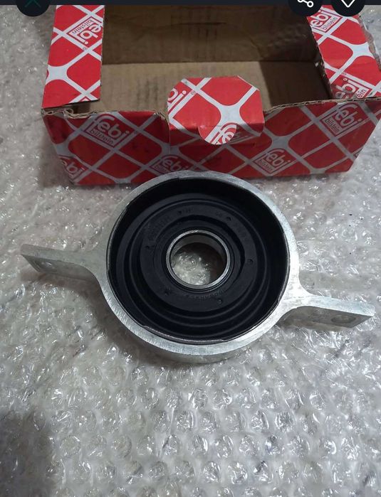 Podpora wału z łożyskiem BMW  44563