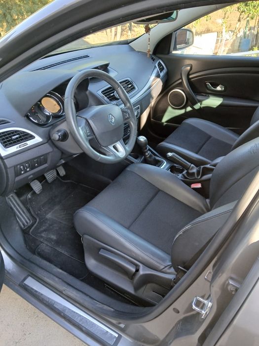 Vendo o meu megane