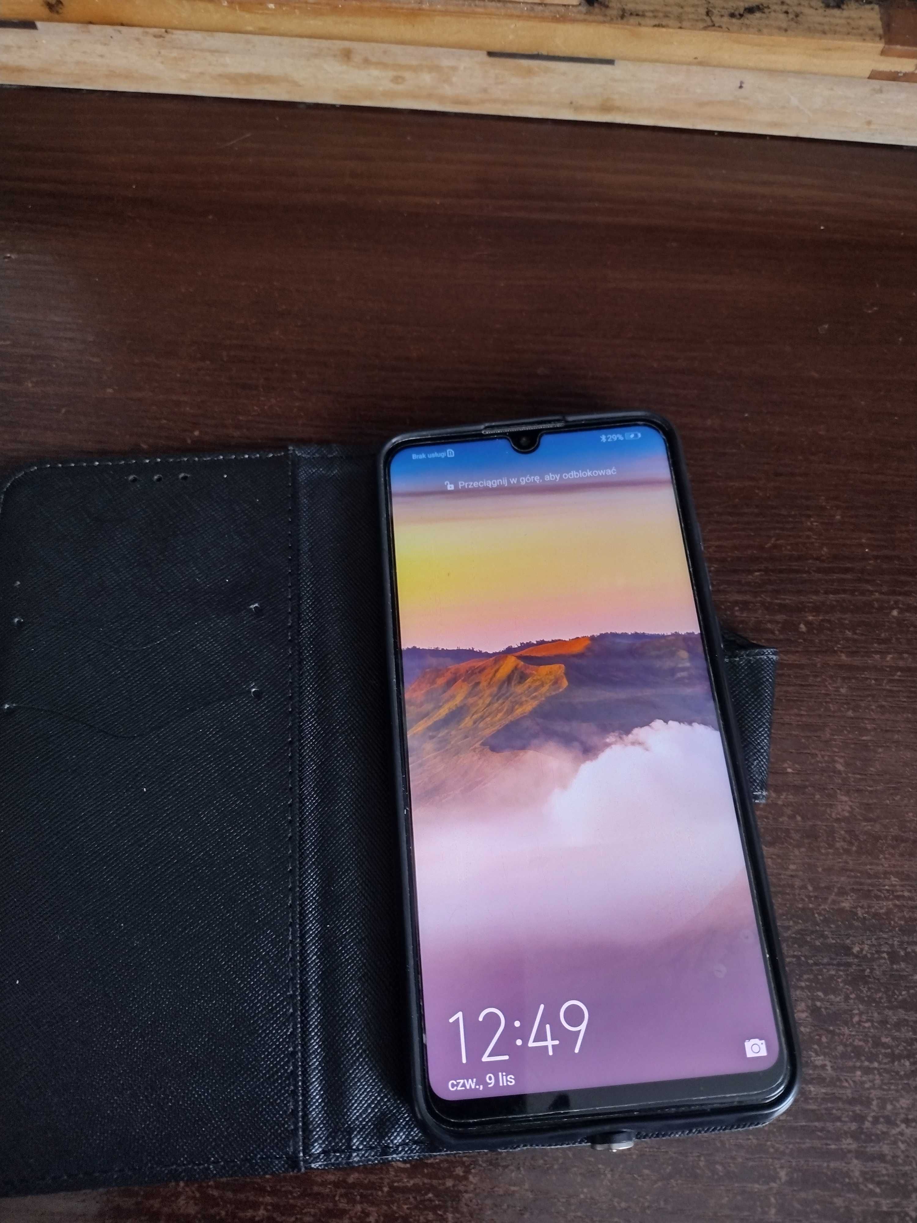 Huawei P30 lite, z etui, +ładowarka