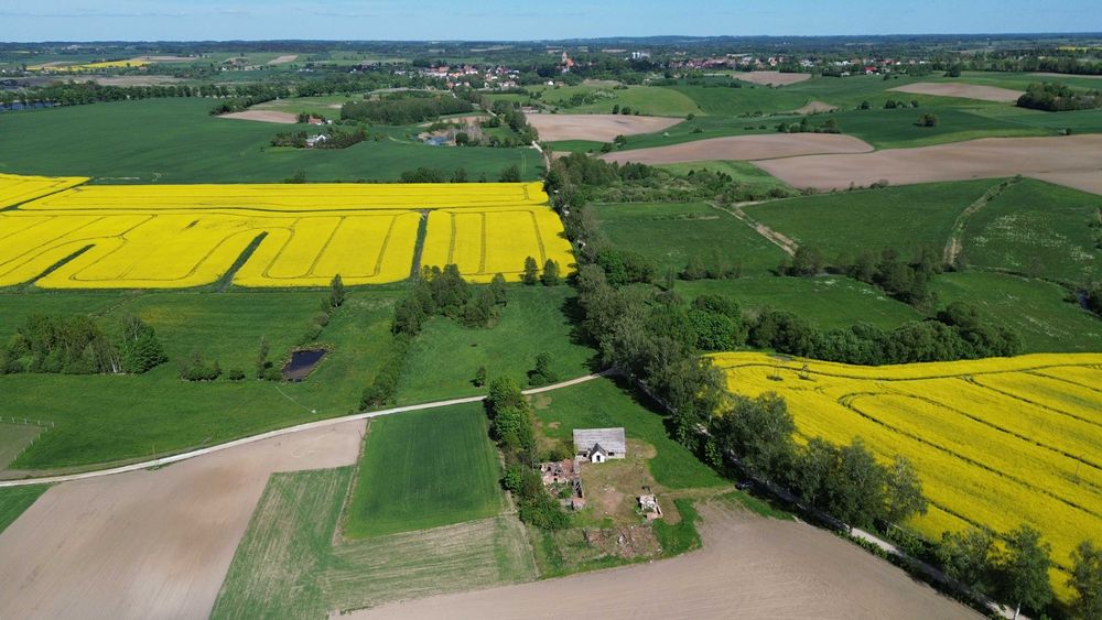 WARMIA i MAZURY -  0,52 ha  -  Działka budowlana malowniczo położona