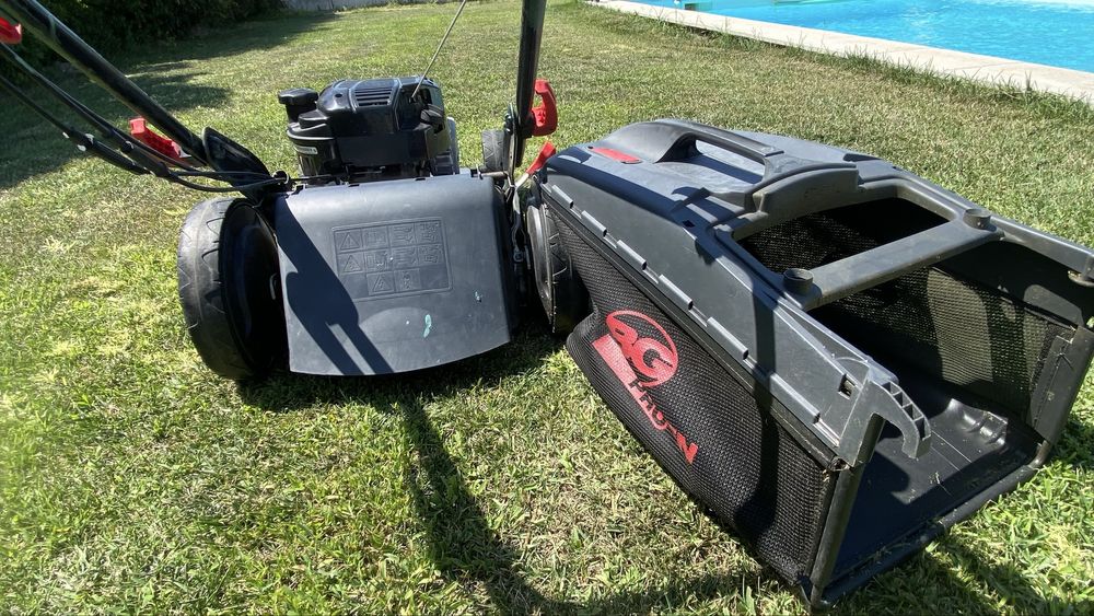 Corta Relva Briggs & Stratton a gasolina