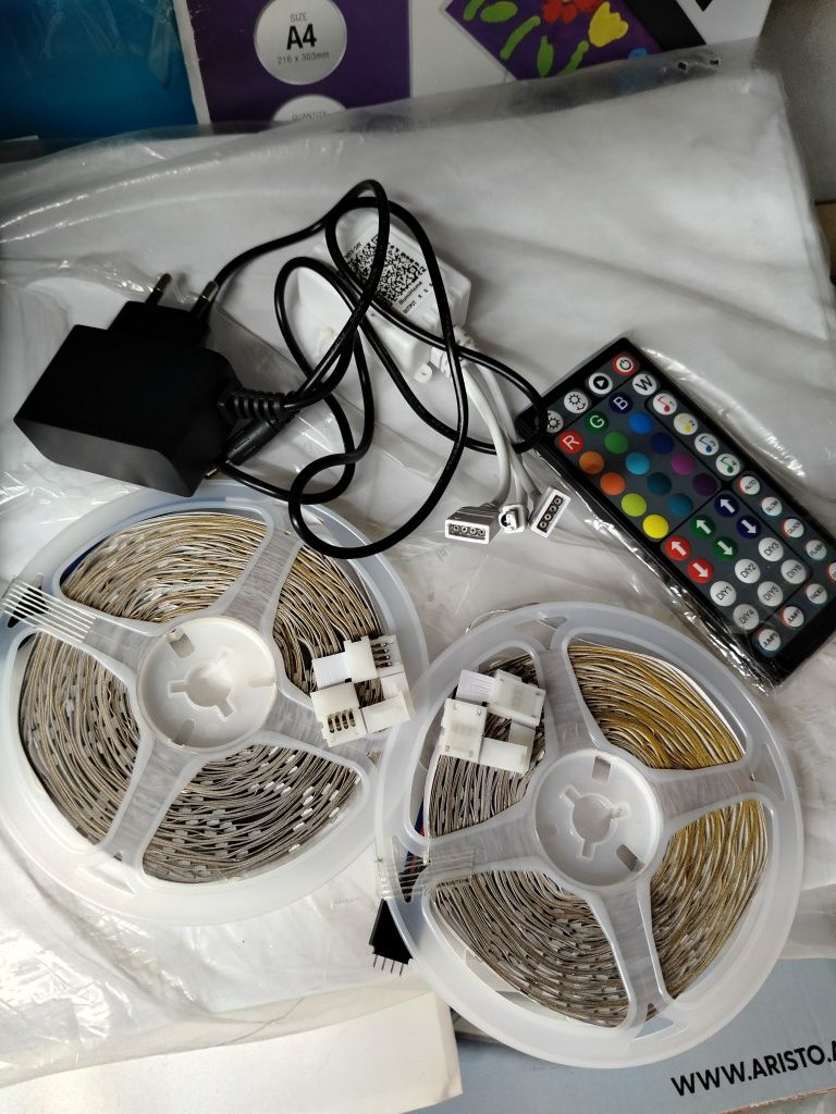 Taśma LED RGB z pilotem