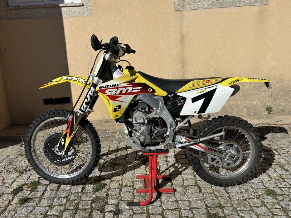 Suzuki rmz 450 matriculada