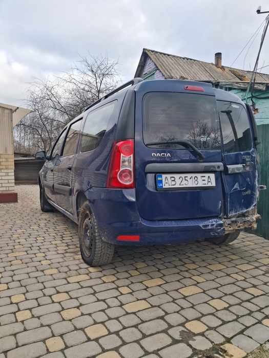 Дачія Логан 1,6 газ/бенз 2009 року