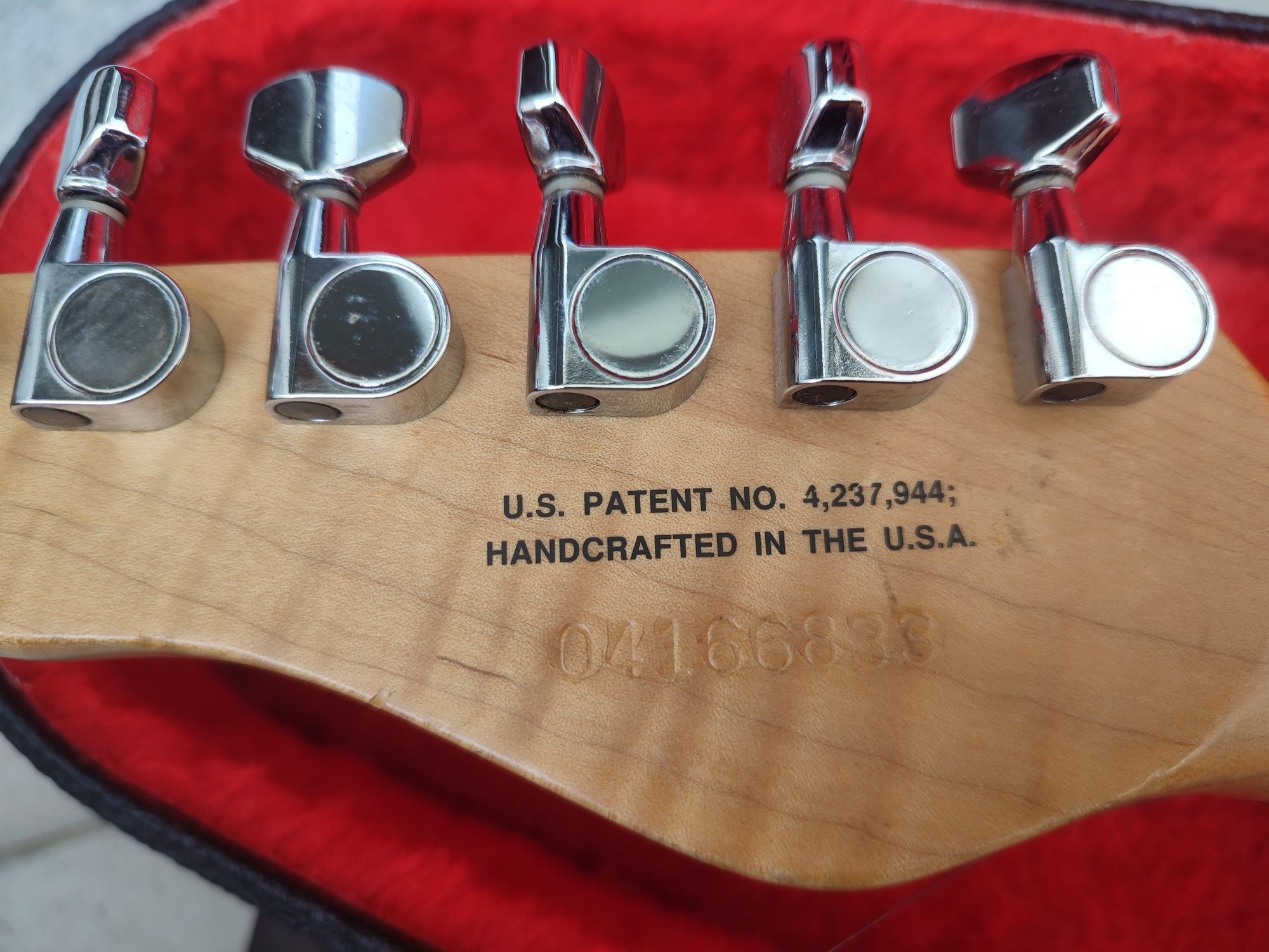 Guitarra Peavey Falcon