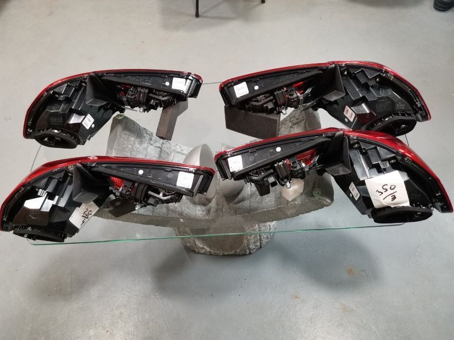 Фонарь VW Passat 16 - 561945093. 561945094. 561945095. 561945096.