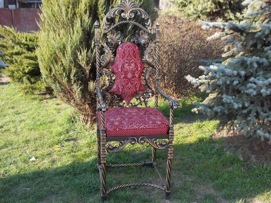 Tron - krzesło