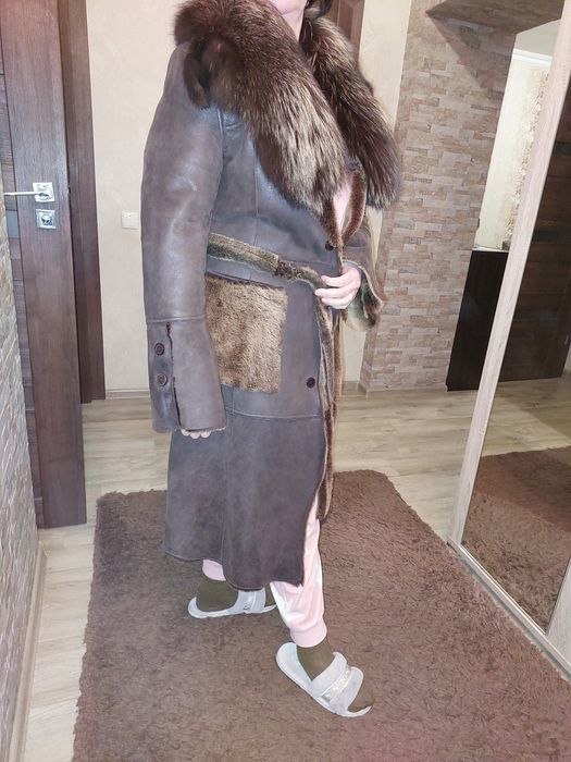 Натуральна  ,двостороння  жіноча  дубльонка.  Бельгія .