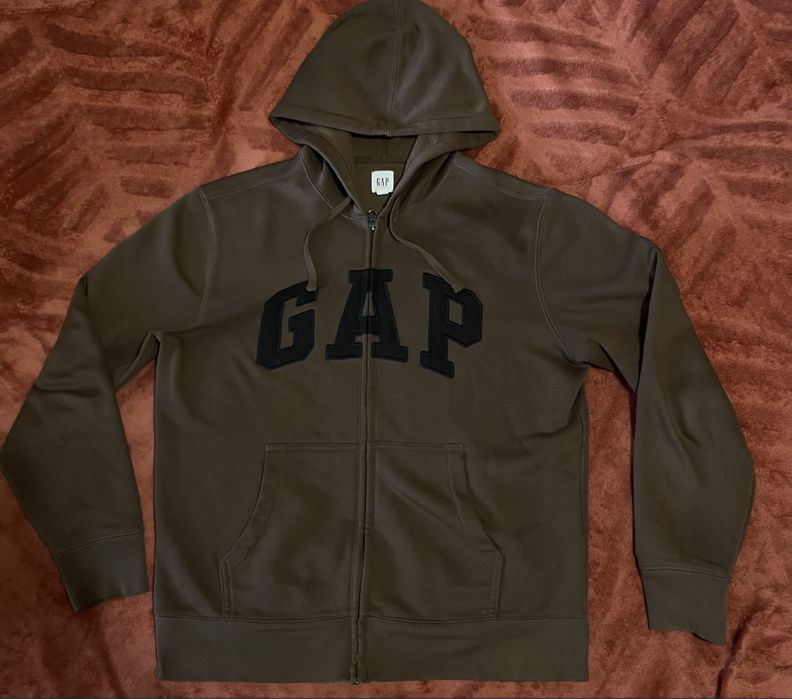 Продам кофту Gap
