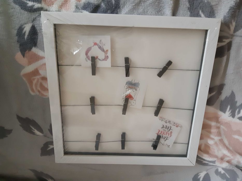 Ramka z klamerkami na 9 mini zdjęć 29,5x29,5 cm