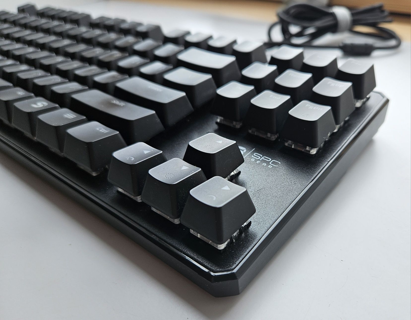 Klawiatura SPC Gear GK530 RGB Kailh Blue zadbana