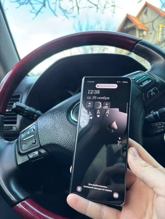 Продам Samsung Fold 4