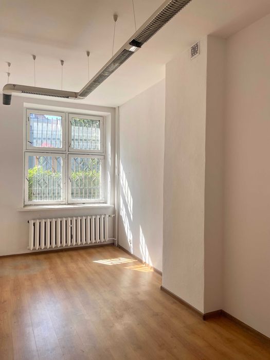 Klimatyczny lokal pod usługi