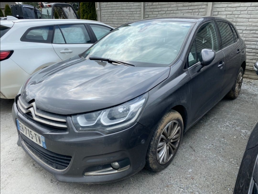 Citroen c4 b7 po 2010 zderzak Lampy błotniki części przod