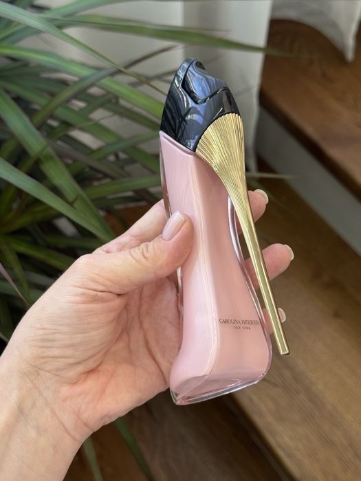 Парфуми оригінальні Carolina Herrera