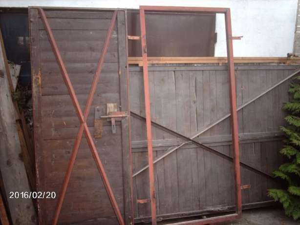 brama w stalowej ramie garażowa warsztatowa i żelazna warsztatowa