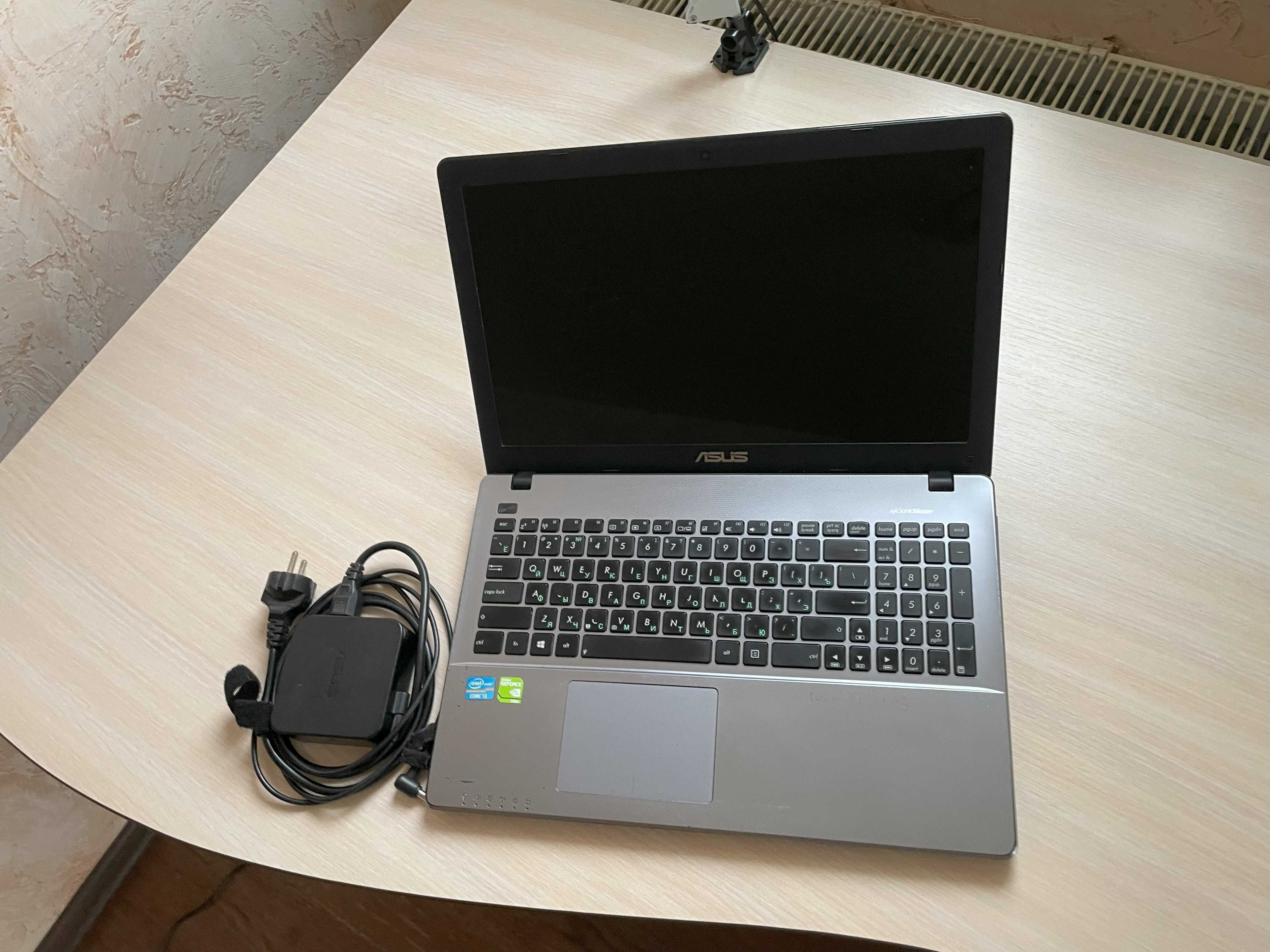 Продам ноутбук ASUS X550V