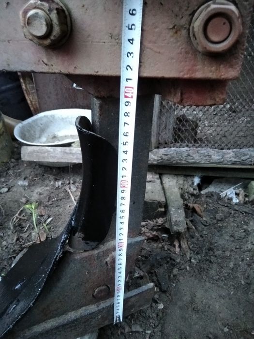 Плуг п'яти корпусний польський