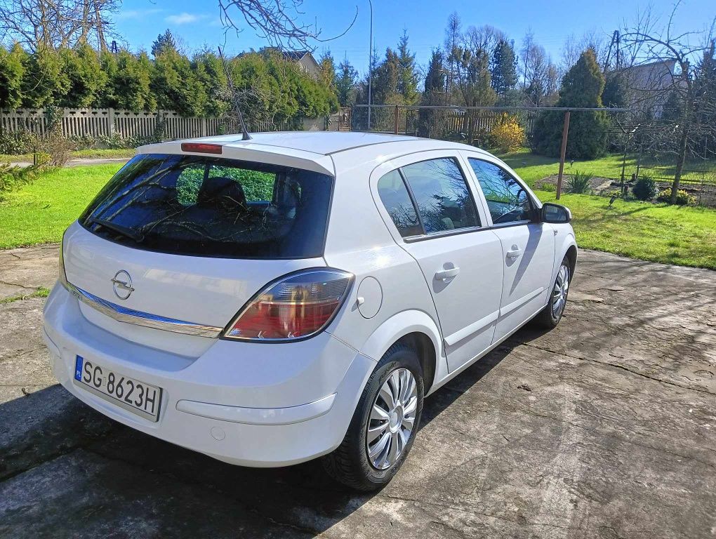 Opel Astra 1,6 Benzyna Krajowa Bezwypadkowa
