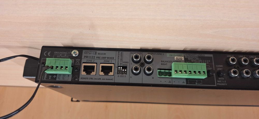 APART Audio PM1122 Przedwzmacniacz Professional Stereo Pre-Amp Mixer