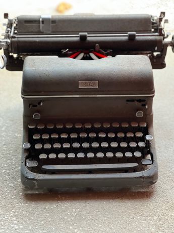 Máquina Escrever ROYAL