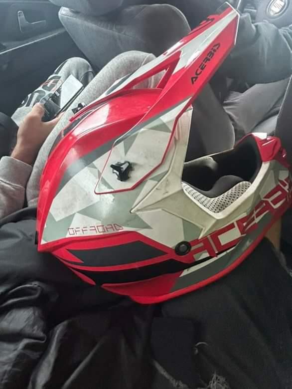 Capacete ACEBRIS