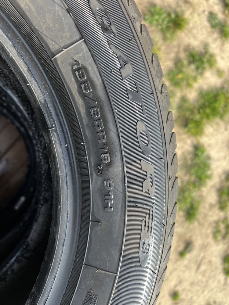 Opony wielosezonowe Dębica Navigator 195/65R15