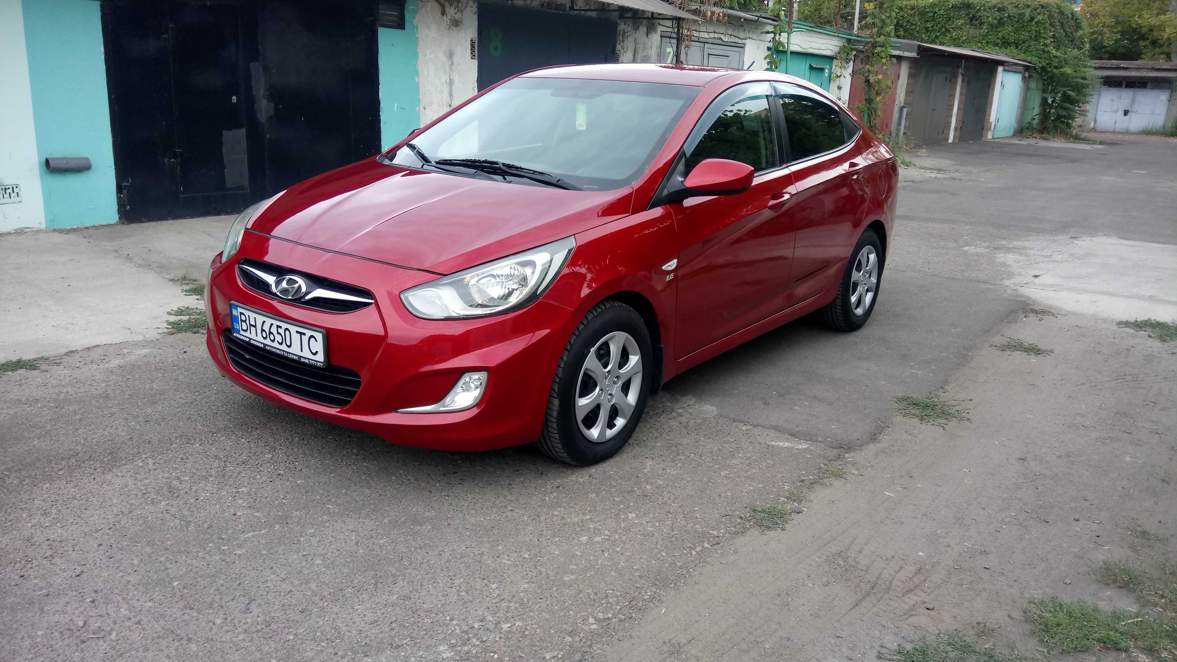 Хюндай акцент автомат 1,6 бензин Hyundai Accent automat 2011 год авто
