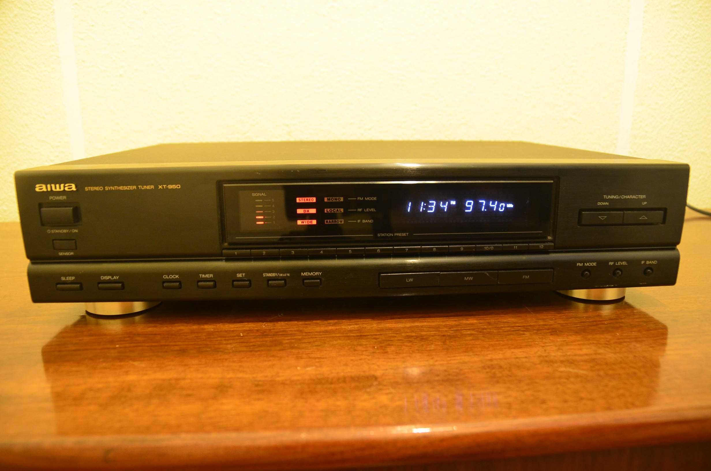 Rádio Aiwa XT-950