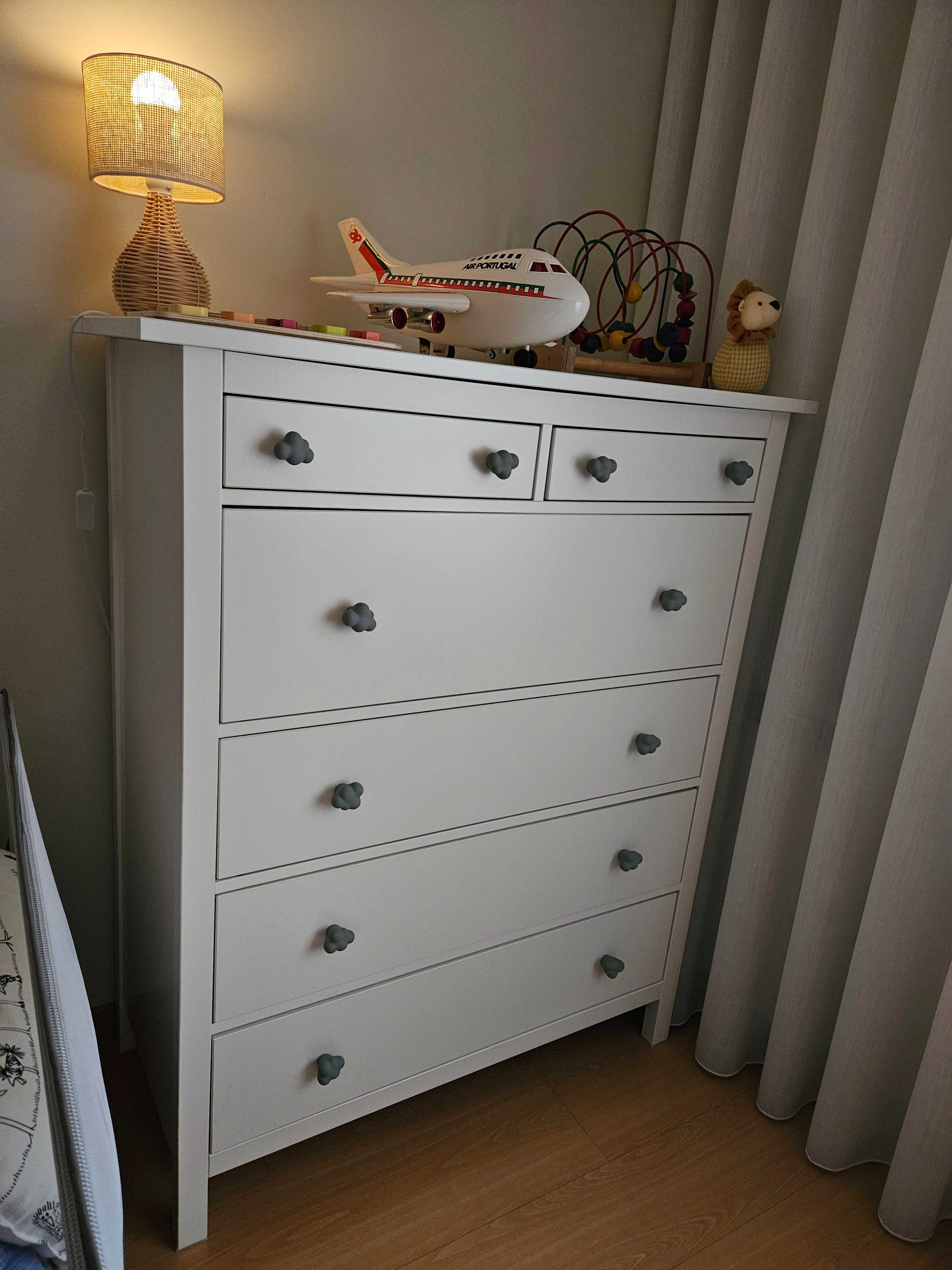 Cómoda Hemnes ikea