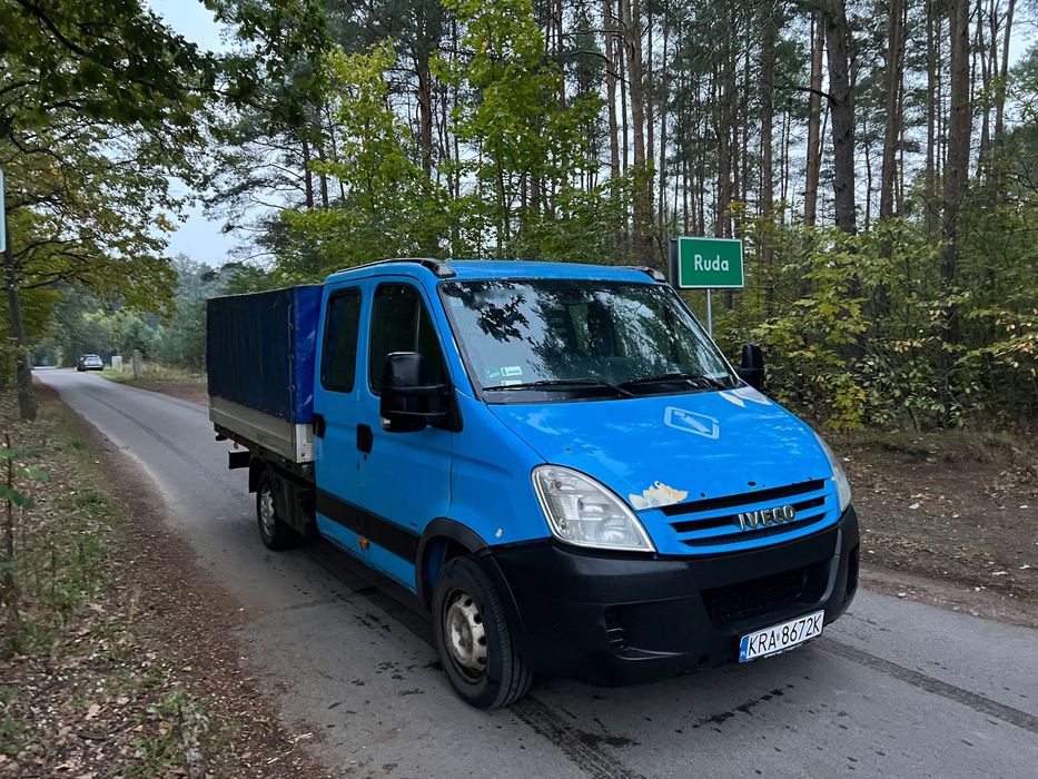 Iveco Daily  Iveco Doka Skrzynia Brygadówka 6 miejsc