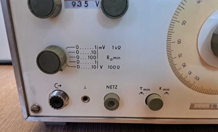 Pracitronic GF 22 - generator 2Hz - 20kHz.