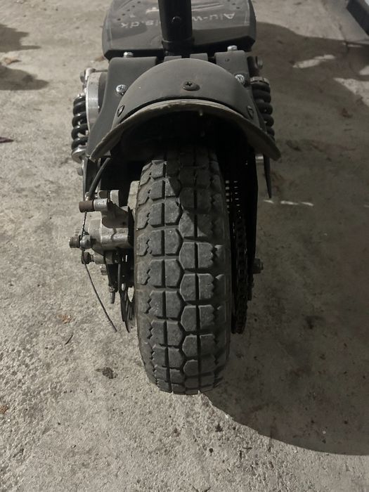 Електросамокат з сидінням