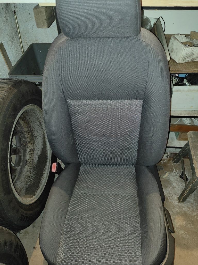 Fotele grzane Focus mk2