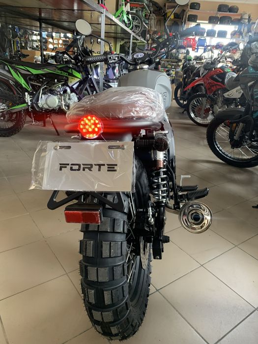 Мотоцикл FORTE FT250-F6 (склямблер). Доставка