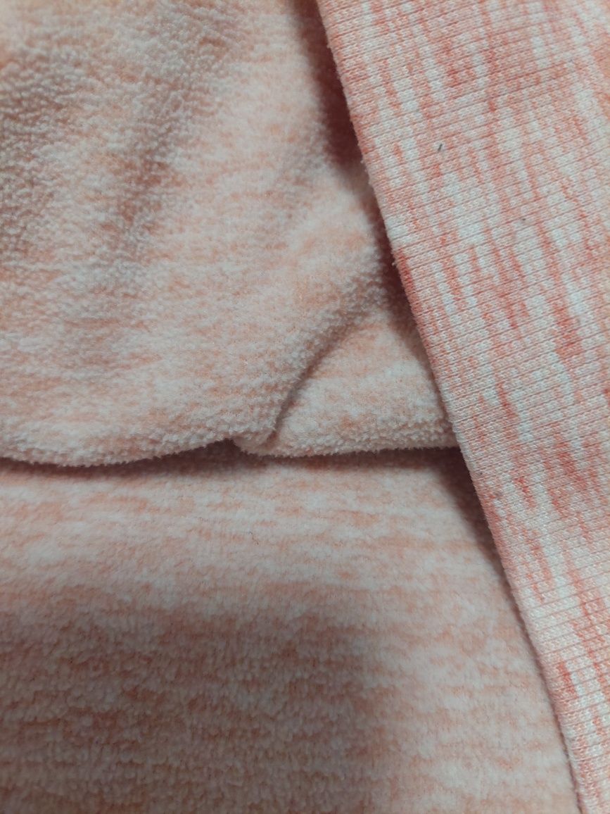 Bluza z kapiszonem roz..S cena 15zł